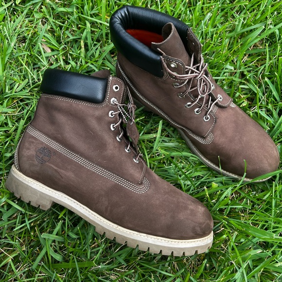 CLEAN Timberland size 14 Premium 6 Inch Chocolate Brown Boots